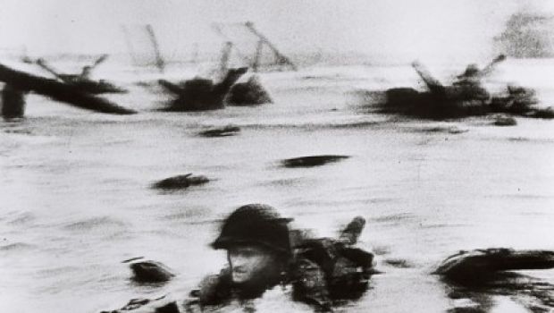 La vita di Robert Capa diventerà un film
