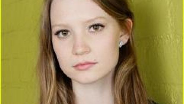 Mia Wasikowska protagonista di Restless, il nuovo Gus Van Sant