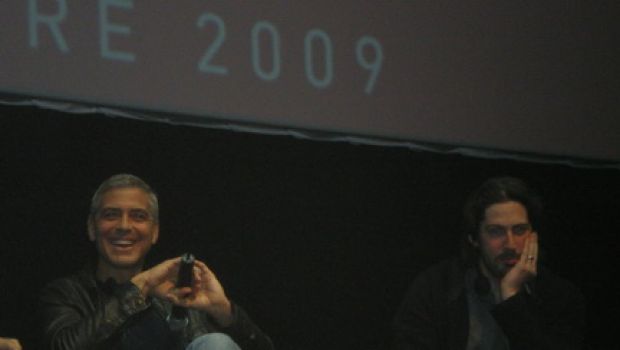 George Clooney ammalia Roma e annuncia un film su Guantanamo, ecco alcune foto della conferenza stampa