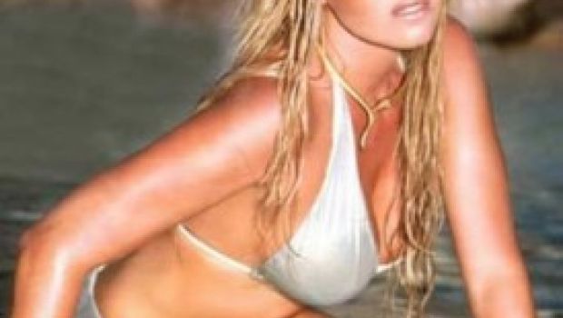 Loredana Lecciso naufraga de L’isola dei famosi 7. Lola Ponce no