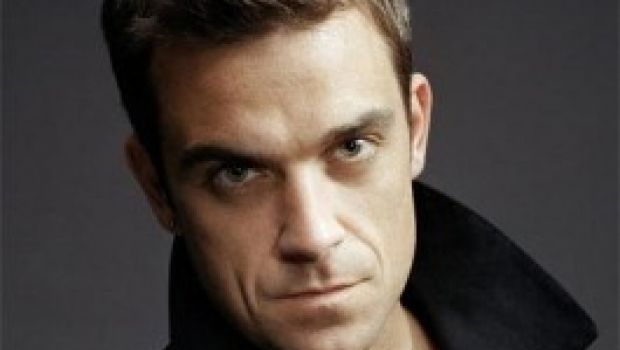 Domani ad Amici Di Maria De Filippi ospite d’eccezione Robbie Williams