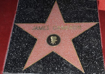 Una stella per James Cameron sulla The Hollywood Walk Of Fame