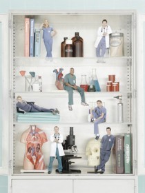 Ascolti Tv Usa 29 nov-1 dic.: sale Dr. House, partenza fredda per Scrubs 9. Ugly Betty spostato al mercoledì?