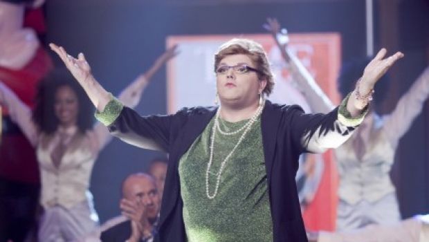 Aldo Piazza, la “Mara Maionchi” del Chiambretti Night a TvBlog: “Quanta esagerazione coi trans in tv! Non entrerò in politica come Luxuria”