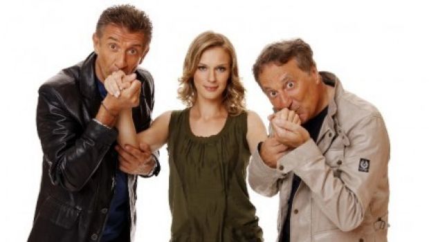 Ascolti Tv di mercoledì 2 dicembre 2009: Occhio a quei Due vince la serata con 4 milioni e mezzo, X Factor 3 fa record con il 19% e 3 milioni e mezzo, ma cala rispetto a X Factor 2