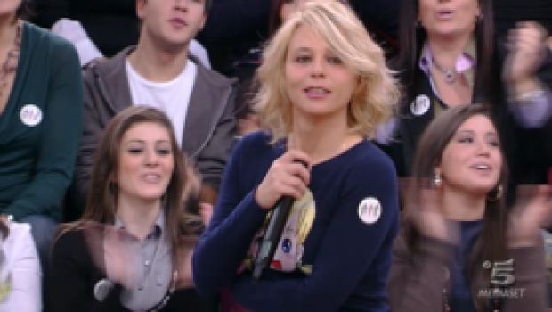 Amici – l’undicesimo speciale in liveblogging. Auguri a Maria: in regalo una donazione per l’Ail. Grazia Striano è salva (al serale con Michele Villanova al posto della Celentano). Ospite Malika