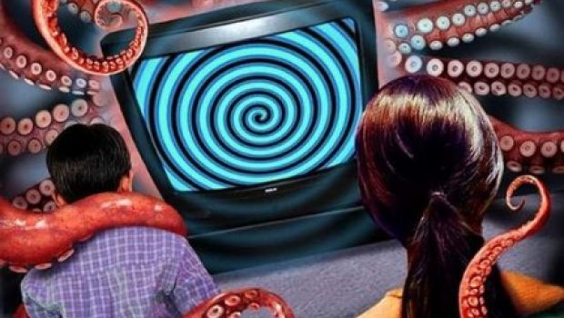 Cina, Sun tv parla di riforme politiche e democrazia e Pechino la oscura