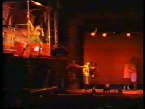 NEW!!  RUSSELL CROWE – HOT PATOOTIE – ROCKY HORROR
