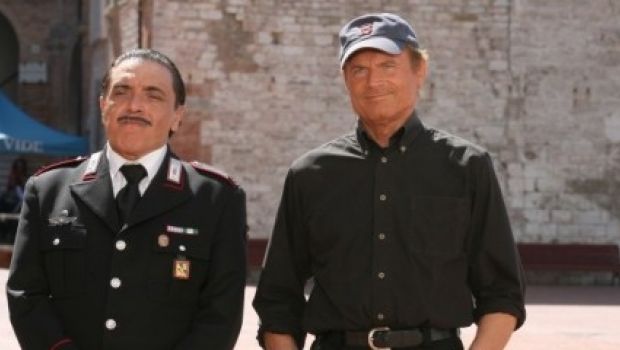 Ascolti Tv di giovedì 7 gennaio 2010: Don Matteo con oltre 5 milioni e mezzo prevale su Nel Bianco. Annozero a circa 5 milioni