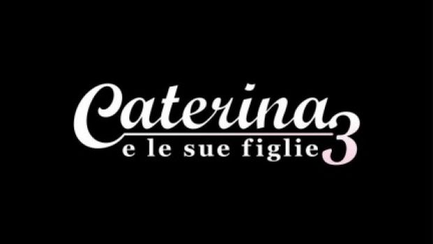 Da stasera Caterina e le sue figlie 3 – Virna Lisi bacchetta le attrici di oggi