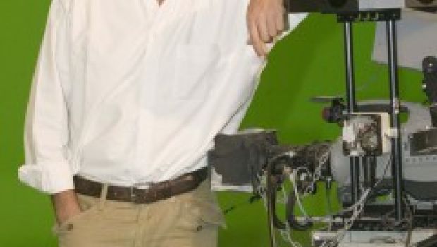 Pasquale Romano, il ‘Dottore’ di Affari Tuoi ora in Toro Produzioni a TvBlog: “Una ricetta per il preserale di Canale 5? Un dating game come Il Gioco delle Coppie”