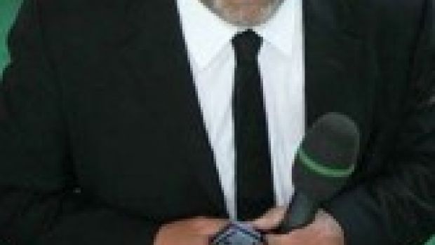 La più Iena tra le Iene. Enrico Lucci il terribile: “Con me Fini ha perfino rinnegato Mussolini”