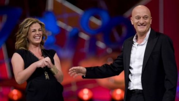 Ascolti Tv di martedì 19 gennaio 2010: ritorno con il botto per Zelig che con 6 milioni e mezzo e il 28% batte Io e mio figlio (19%). Eccellenti ascolti per Ballarò, boom per Matrix al 22% con Brunetta