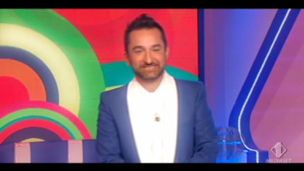 Matricole e Meteore. Divertimento e leggerezza con Savino, di troppo la Moreira. E Fiorello interviene (anche qui)