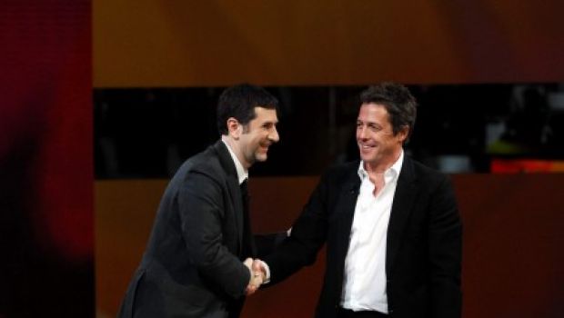L’attore Hugh Grant, terrorizzato dai fantasmi e dalla natura, ospite stasera a Che Tempo che fa