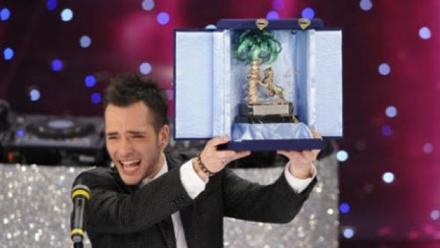 Ascolti Tv di venerdì 19 febbraio 2010: Il Festival di Sanremo della Clerici vola a 11 milioni 200mila e il 50,74% di share