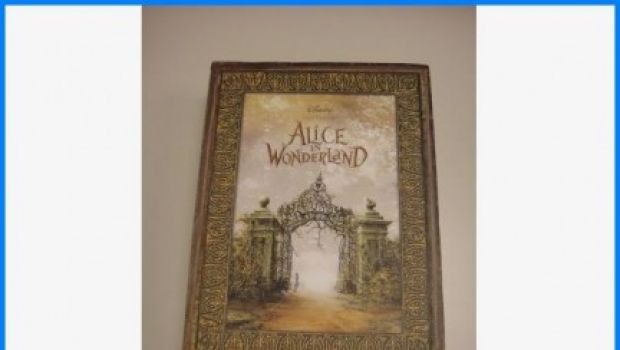 Il librone magico di Alice In Wonderland: le foto
