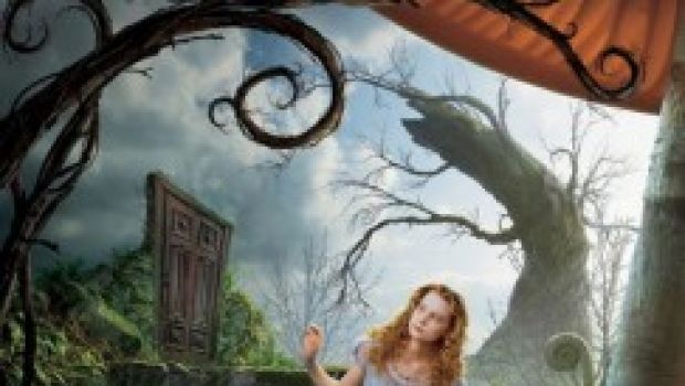 5° spot tv per Alice in Wonderland