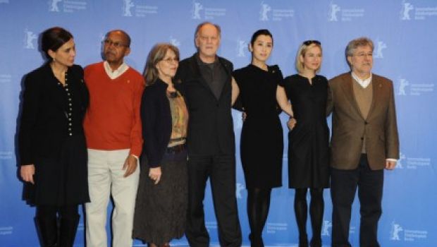 60° Festival di Berlino – il photocall della giuria internazionale ed il red carpet della serata inaugurale