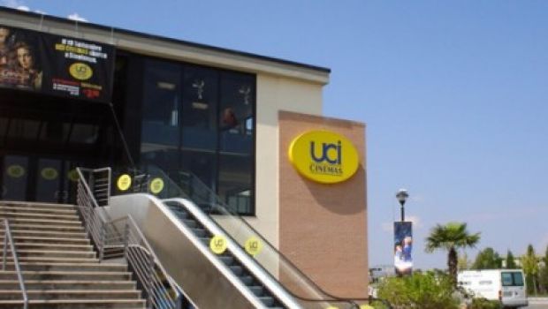 Alice in Wonderland: L’Uci Cinemas dice NO alle proiezioni