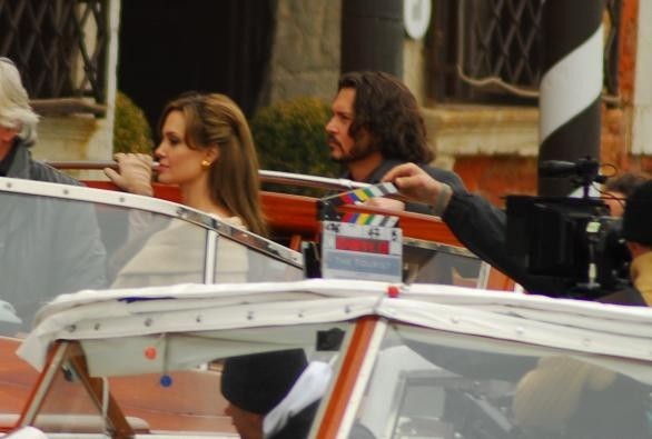 Angelina Jolie e Johnny Depp girano The Tourist a Venezia. Cineblog ha visitato per voi il set del film