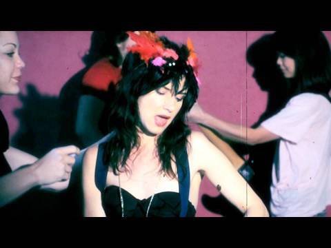 Juliette Lewis “Uh Huh” OFFICIAL New Music Video!