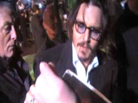 Johnny Depp alla premiere Londinese di Alice in Wonderland