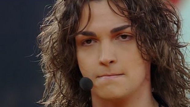 Valerio Scanu e Marco Carta fanno l’amore in tutti i luoghi e in tutti i laghi: “Tra di noi nessuna rivalità”