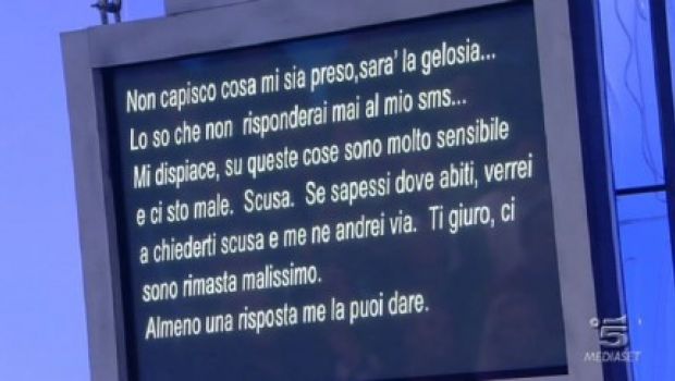 Uomini e Donne, Bonolis e Parietti sparano a zero (e  il web infanga i tronisti). Amici e la De Filippi al bivio?