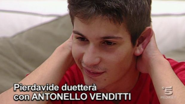 Amici 2010 – La semifinale. Duetti: Craig David con Emma, Venditti con Pierdavide e Pino Daniele con Loredana. I Big si ricredono sui talent?