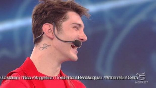 Amici Serale 2010 – Stefano De Martino eliminato in semifinale. Finalisti Emma Marrone, Matteo Macchioni, Loredana Errore e Pierdavide Carone