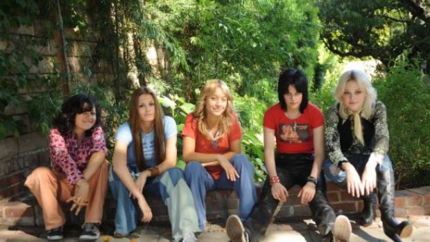The Runaways – un po’ di foto ufficiali del film con Kristen Stewart e Dakota Fanning
