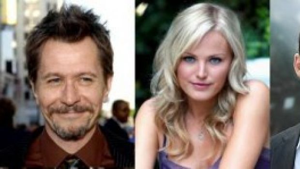 Gary Oldman, Malin Akerman e Milo Ventimiglia in Criminal Empire for Dummys