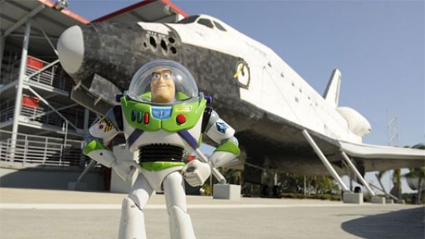 Buzz Lightyear è stato il primo uomo sulla luna, almeno lo credono gli studenti inglesi!