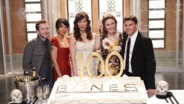 Bones arriva a 100 puntate (e dal 24 aprile la stagione 5 su Rete 4)