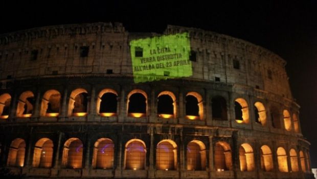Guerriglia Marketing per La città verrà Distrutta all’Alba