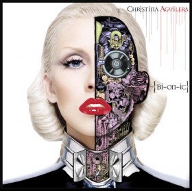 Christina Aguilera: tracklist di “Bionic”, nuovo tour e nuova canzone (“WooHoo” feat. Nicki Minaj)