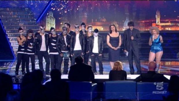 Italia’s Got Talent – Gli altri 6 finalisti sono Truzzi Volanti, Demis Facchinetti, Miss Lolita, Cristian Esposito, C’era una volta e Dangerous Game