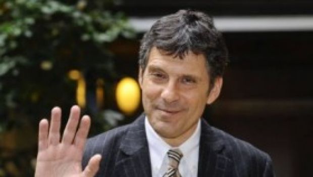 RAI d’autunno, Fabrizio Frizzi con i Soliti ignoti al sabato sera