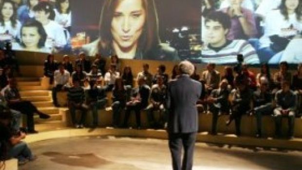 Michele Santoro – Buonuscita sì/buonuscita no: la posizione della Rai è ambigua