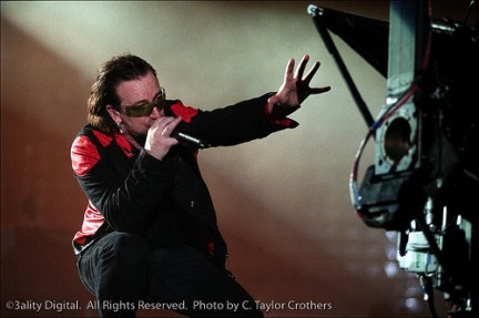 Torna il film musicale “U2 3D” per festeggiare i 50 anni di Bono