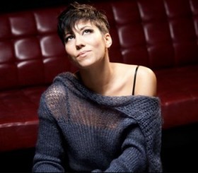 Malika Ayane canta a Casa Azzurri: il live sarà trasmesso il 25 giugno su Radio Italia