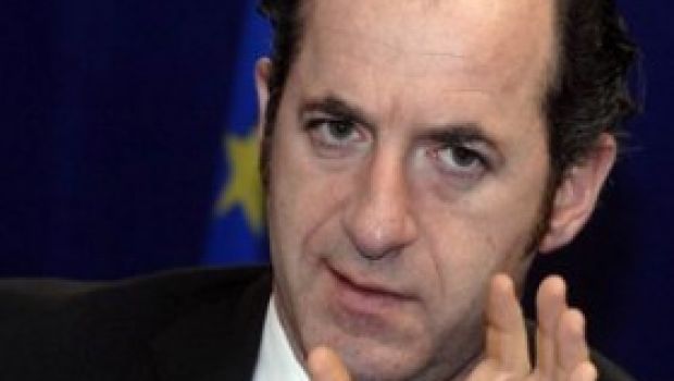 Luca Zaia contro le previsioni meteo in Tv: “Sono errate e fanno scappare i turisti”