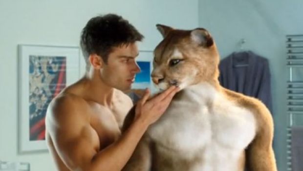 Francia, lo spot con il puma gay giudicato troppo “osé” per la tv