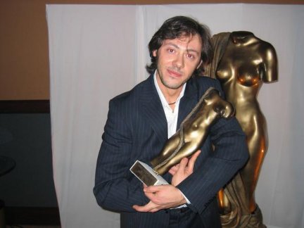 Francesco Malcom: “Il porno è finito? W il soft sex in Tv”