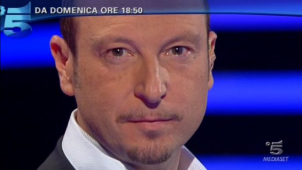 1 contro 100 ritorna domenica con Amadeus: rivalutazione postuma? Forum in replica ogni sabato e domenica!