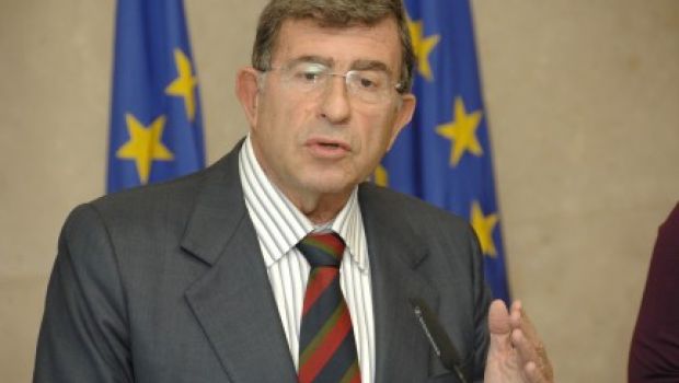 Corrado Calabrò presidente AgCom: “Svincolare la Rai dai partiti e lotta all’evasione del canone”
