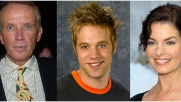 Peter Weller in Dexter 5, Shaun Sipos in Life Unexpected 2, Sela Ward entra nel cast di Csi: New York. E in Smallville 10 torna… (spoiler)