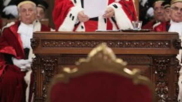 Corte di Cassazione: “Basta parolacce e risse tra politici in Tv”