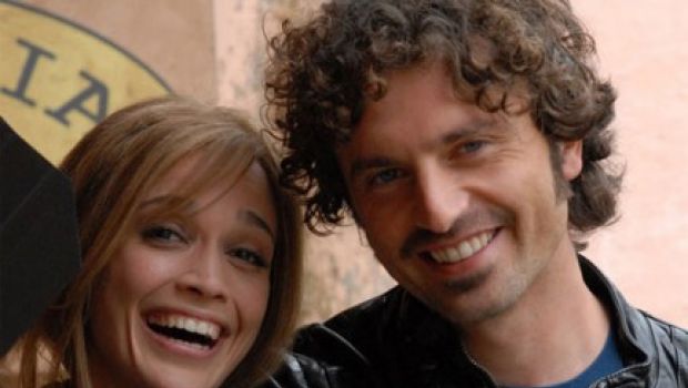 Ascolti Tv Domenica 18 luglio 2010: Il Commissario Manara (19,39% – 20,88%) supera Rain man. Dr. House all’11%, Bikini a circa 3 mln, ottima la Moto GP (39,88%)